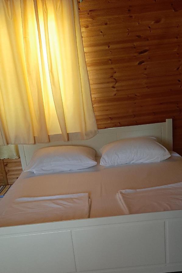 Apartament Kolonia E Artistave Velipojë Zewnętrze zdjęcie