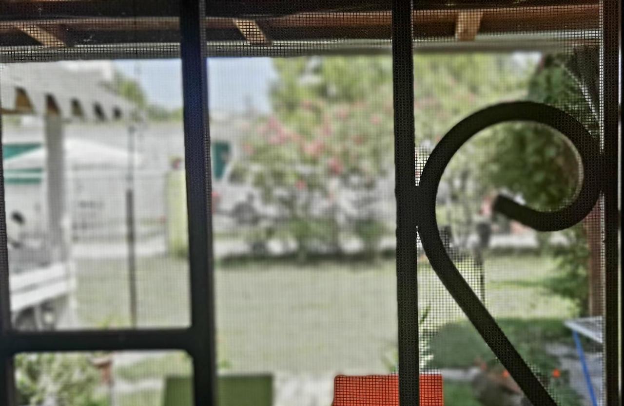 Apartament Kolonia E Artistave Velipojë Zewnętrze zdjęcie